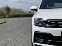 USED 2017 67 VOLKSWAGEN TIGUAN 2.0 R LINE TDI BMT 4MOTION DSG 5d 148 BHP Panoramic Glass Roof Sat Nav