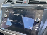 USED 2017 67 VOLKSWAGEN TIGUAN 2.0 R LINE TDI BMT 4MOTION DSG 5d 148 BHP Panoramic Glass Roof Sat Nav