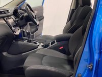 USED 2018 18 NISSAN QASHQAI 1.2 N-CONNECTA DIG-T 5d 113 BHP Ultra Low mileage 6608 Nissan Qashqai ,panoramic glass roof, media / navigation, Spectacular Vivid blue  stock and ready for FREE  UK delivery