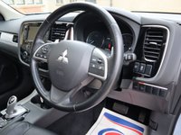 USED 2014 64 MITSUBISHI OUTLANDER 2.0 PHEV GX 4H 5d 162 BHP STUNNING CONDITION, LOW MILES AND FULL SERVICE HISTORY.