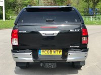 USED 2018 68 TOYOTA HI-LUX 2.4 INVINCIBLE X 4WD D-4D DCB 4d 147 BHP ** NO VAT * *  SAT NAV ** LOW MILES