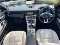 USED 2011 11 MERCEDES-BENZ SLK 3.5 SLK350 BLUEEFFICIENCY AMG SPORT 2d 306 BHP 