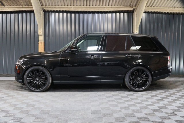 2018 68 Land Rover Range Rover 3.0 SDV6 AUTOBIOGRAPHY 5d 272 BHP