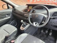 USED 2011 K RENAULT SCENIC 1.5 DYNAMIQUE TOMTOM DCI 5d 110 BHP 