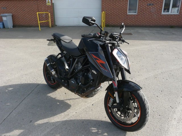 2018 68 KTM 1290 Superduke R 18 1301cc 1290 SUPERDUKE R 18  170 BHP