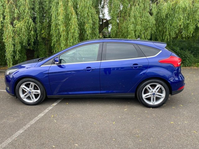 View our FORD FOCUS
