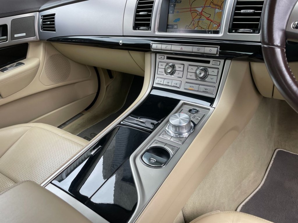 USED 2011 11 JAGUAR XF 3.0 V6 S PREMIUM LUXURY 4d 275 BHP 