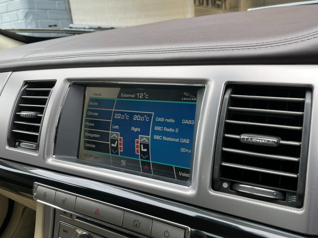 USED 2011 11 JAGUAR XF 3.0 V6 S PREMIUM LUXURY 4d 275 BHP 