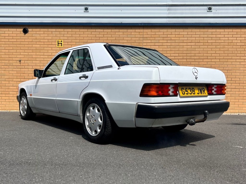 USED 1989 G MERCEDES-BENZ 190 4d Saloon // W124 // 2.0 105 BHP // Px swap 