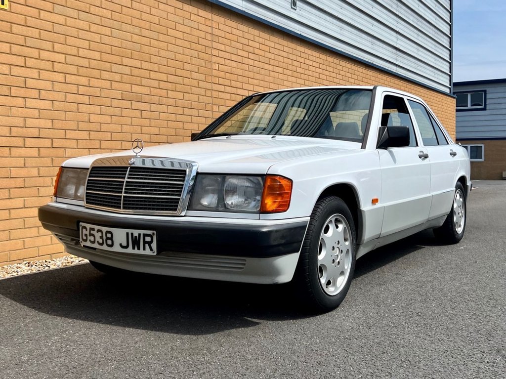 USED 1989 G MERCEDES-BENZ 190 4d Saloon // W124 // 2.0 105 BHP // Px swap 