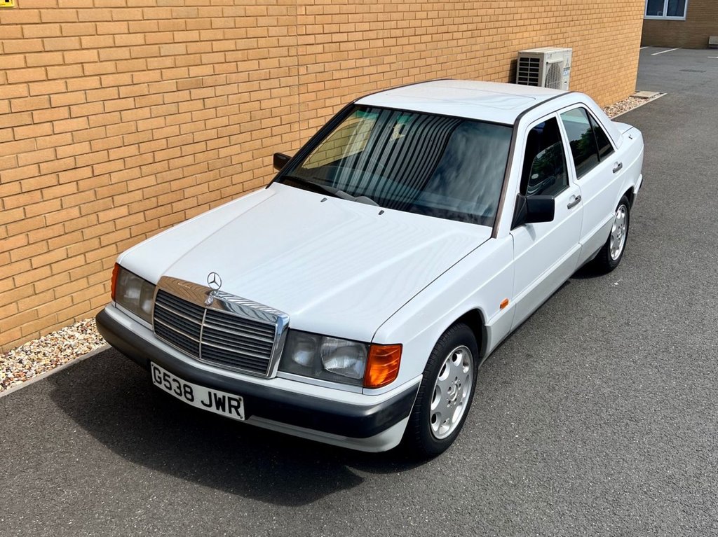USED 1989 G MERCEDES-BENZ 190 4d Saloon // W124 // 2.0 105 BHP // Px swap 