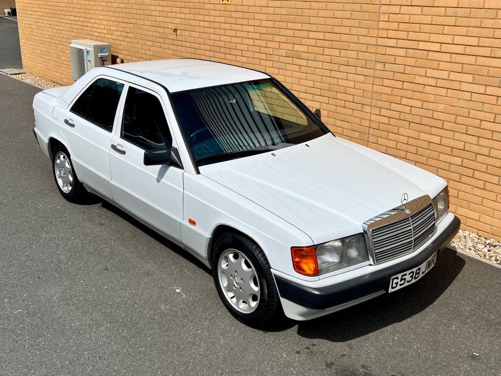 USED 1989 G MERCEDES-BENZ 190 4d Saloon // W124 // 2.0 105 BHP // Px swap 