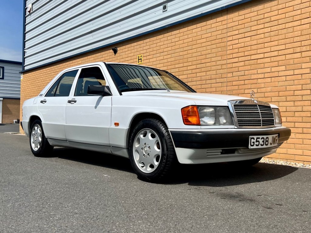 USED 1989 G MERCEDES-BENZ 190 4d Saloon // W124 // 2.0 105 BHP // Px swap 