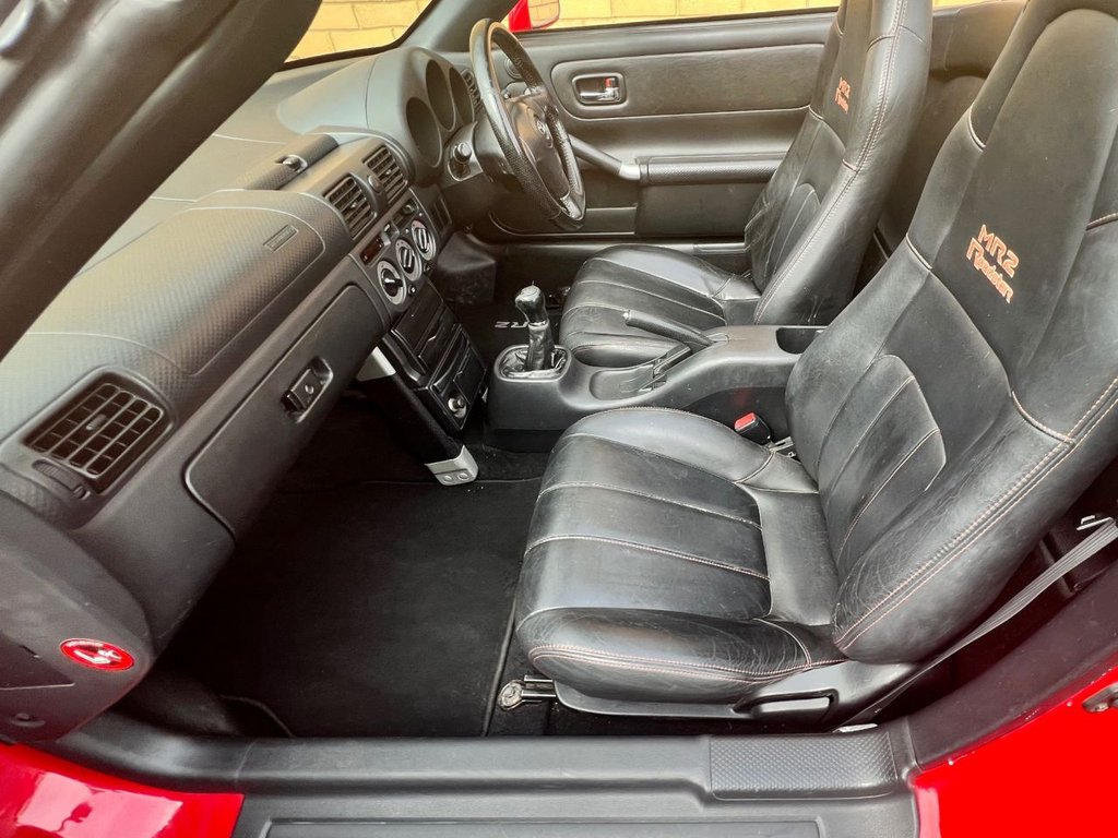 USED 2001 Y TOYOTA MR2 2d ROADSTER // 1.8 138 BHP // px swap 