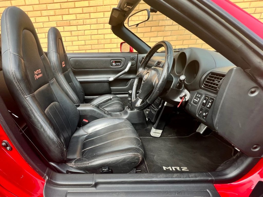 USED 2001 Y TOYOTA MR2 2d ROADSTER // 1.8 138 BHP // px swap 
