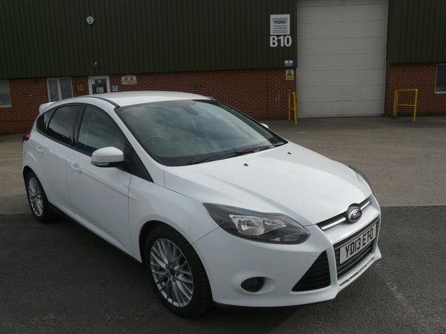 2013 13 Ford Focus 1.0 ZETEC 5d 124 BHP