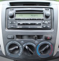 USED 2006 56 TOYOTA HI-LUX 2.5 HL3 SWB 4X4 DCP 103 BHP www.suffolkcarcentre.co.uk - Located at Ilketshall