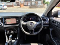 USED 2019 19 VOLKSWAGEN T-ROC 1.5 SEL TSI EVO DSG 5d 148 BHP ONE OWNER | FULL VW HISTORY