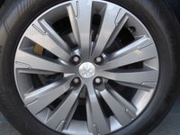 USED 2014 63 PEUGEOT 3008 1.6 E-HDI ACTIVE AUTOMATIC ....Stunning Car.....Low Miles