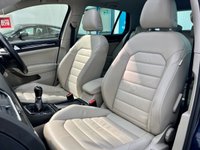 USED 2015 15 VOLKSWAGEN GOLF 2.0 GT TDI BLUEMOTION TECHNOLOGY 5d 148 BHP Pan Roof,Adaptive Cruise
