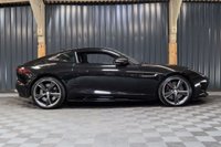 USED 2015 R JAGUAR F-TYPE 5.0 R AWD 2d 550 BHP HUGE SPEC WITH LOADS OF CARBON