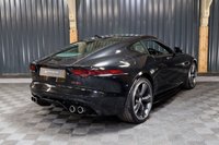 USED 2015 R JAGUAR F-TYPE 5.0 R AWD 2d 550 BHP HUGE SPEC WITH LOADS OF CARBON