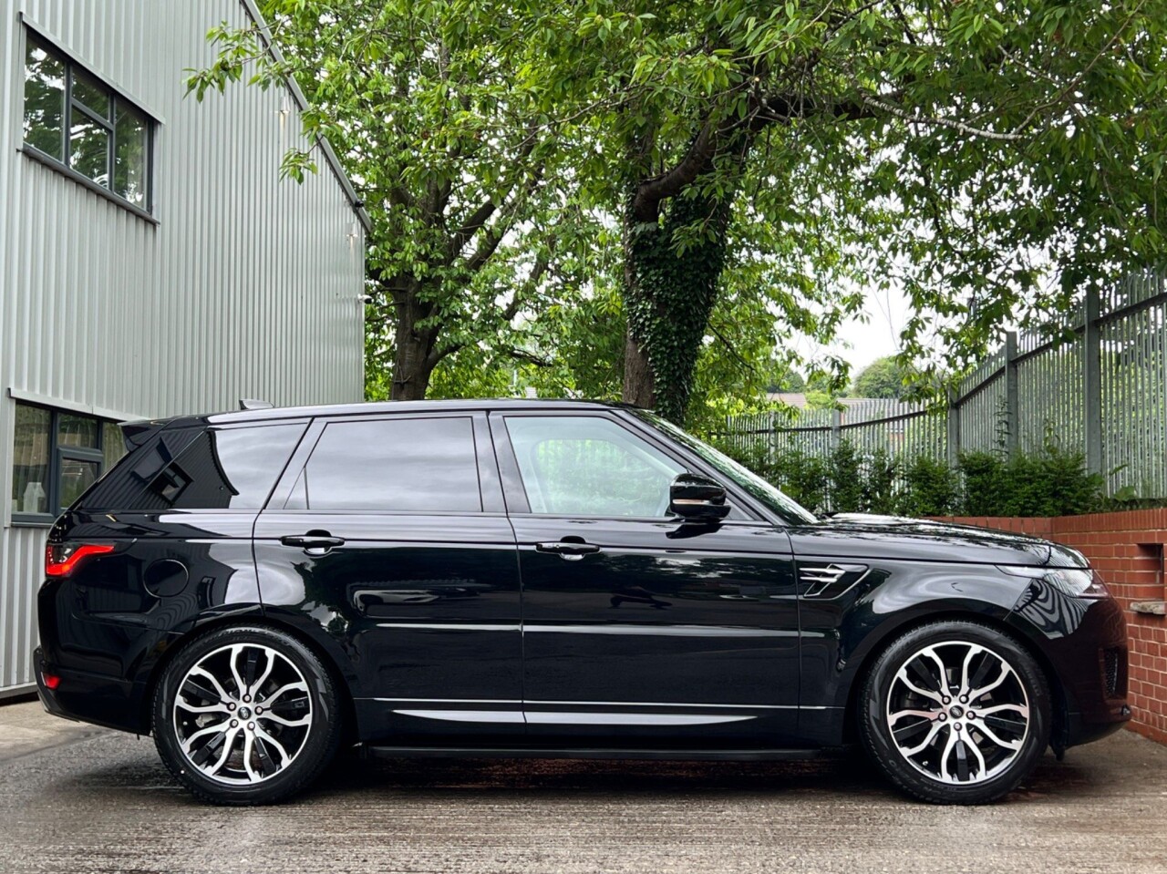2018 18 LAND ROVER RANGE ROVER SPORT 3.0 SD V6 HSE Auto 4WD Euro 6 (s/s) 5dr