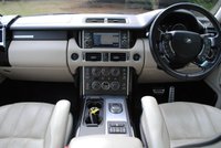 USED 2012 12 LAND ROVER RANGE ROVER 4.4 TDV8 WESTMINSTER 5d 313 BHP www.suffolkcarcentre.co.uk - Located at Reydon
