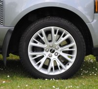 USED 2012 12 LAND ROVER RANGE ROVER 4.4 TDV8 WESTMINSTER 5d 313 BHP www.suffolkcarcentre.co.uk - Located at Reydon