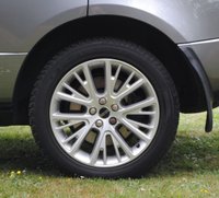 USED 2012 12 LAND ROVER RANGE ROVER 4.4 TDV8 WESTMINSTER 5d 313 BHP www.suffolkcarcentre.co.uk - Located at Reydon