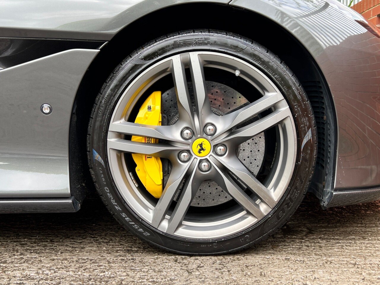 2018 68 FERRARI PORTOFINO 3.9L BCA 2d 592 BHP