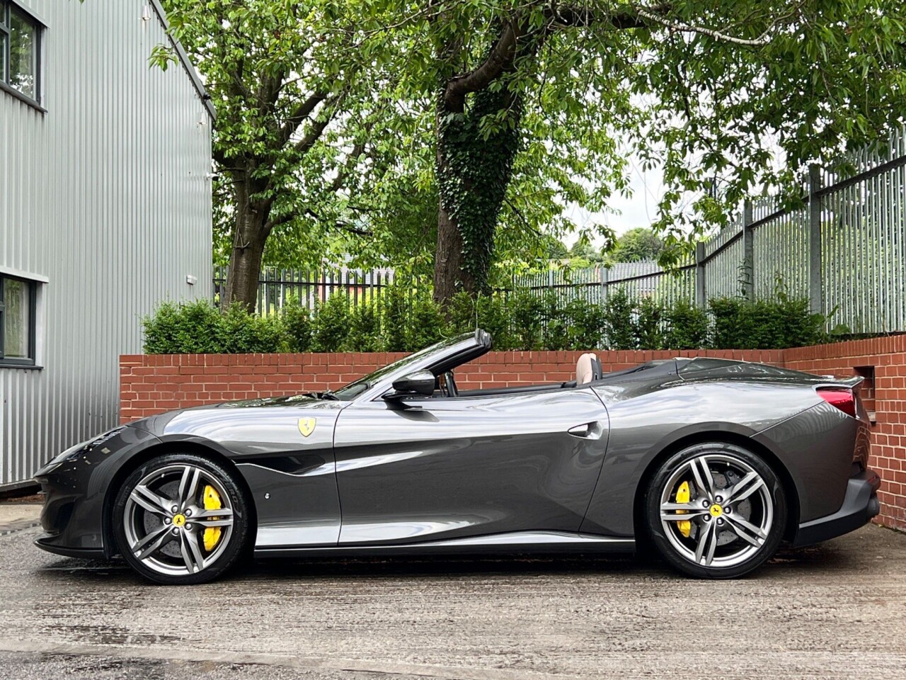 2018 68 FERRARI PORTOFINO 3.9L BCA 2d 592 BHP