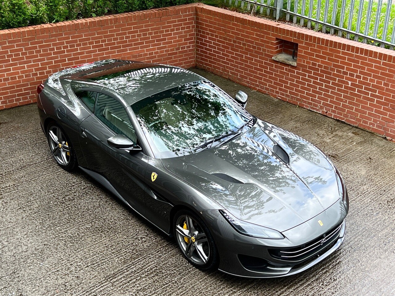 2018 68 FERRARI PORTOFINO 3.9L BCA 2d 592 BHP