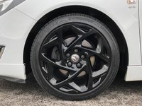 USED 2017 17 VAUXHALL INSIGNIA 2.0 SRI NAV VX-LINE CDTI 5d 168 BHP 