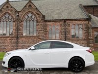 USED 2017 17 VAUXHALL INSIGNIA 2.0 SRI NAV VX-LINE CDTI 5d 168 BHP 