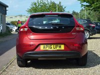 USED 2016 16 VOLVO V40 2.0 D2 SE LUX NAV 5d 118 BHP www.suffolkcarcentre.co.uk - Located at Reydon