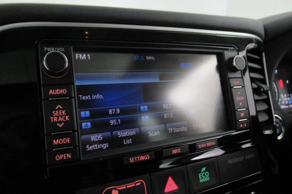 USED 2014 64 MITSUBISHI OUTLANDER 2.0 PHEV GX 4HS 5d 162 BHP 