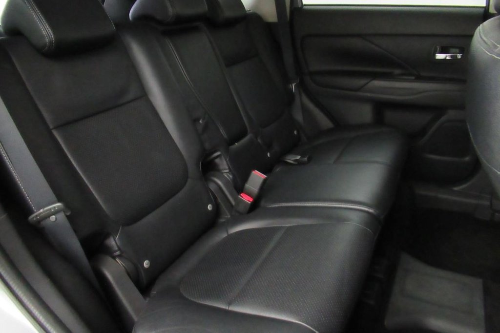 USED 2014 64 MITSUBISHI OUTLANDER 2.0 PHEV GX 4HS 5d 162 BHP 