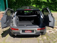 USED 2018 68 MINI CLUBMAN 2.0 COOPER S EXCLUSIVE 5d 190 BHP HUGE SPEC MINI COOPER 'S' CLUBMAN EXCLUSIVE - SAT NAV - PANORAMIC GLASS ROOF - AUTOMATIC TRANSMISSION - 18 INCH UPGRADE ALLOYS - FULL LEATHER INTERIOR -  FULL SERVICE HISTORY - COMFORT PLUS PACK - HEADS UP DISPLAY, HARMAN KARDON HI-FI