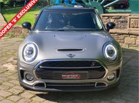 USED 2018 68 MINI CLUBMAN 2.0 COOPER S EXCLUSIVE 5d 190 BHP HUGE SPEC MINI COOPER 'S' CLUBMAN EXCLUSIVE - SAT NAV - PANORAMIC GLASS ROOF - AUTOMATIC TRANSMISSION - 18 INCH UPGRADE ALLOYS - FULL LEATHER INTERIOR -  FULL SERVICE HISTORY - COMFORT PLUS PACK - HEADS UP DISPLAY, HARMAN KARDON HI-FI
