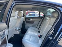 USED 2013 63 JAGUAR XF 2.2 D LUXURY 4d 200 BHP 