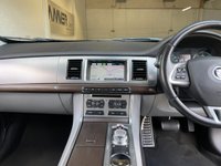 USED 2013 63 JAGUAR XF 2.2 D LUXURY 4d 200 BHP 
