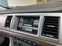 USED 2013 63 JAGUAR XF 2.2 D LUXURY 4d 200 BHP 