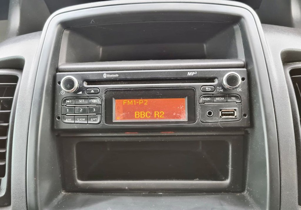 USED 2014 14 VAUXHALL VIVARO 2.0 2900 CDTI 113 BHP 