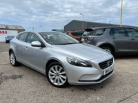 USED 2015 65 VOLVO V40 2.0 D2 SE LUX NAV 5d 118 BHP 