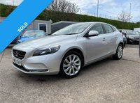 USED 2015 65 VOLVO V40 2.0 D2 SE LUX NAV 5d 118 BHP 