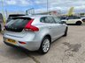 USED 2015 65 VOLVO V40 2.0 D2 SE LUX NAV 5d 118 BHP 