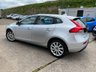 USED 2015 65 VOLVO V40 2.0 D2 SE LUX NAV 5d 118 BHP 