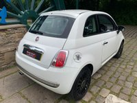 USED 2013 13 FIAT 500 1.2 LOUNGE 3d 69 BHP LOW MILEAGE - ONLY &pound;30.00 12 MONTHS TAX - PANORAMIC GLASS ROOF - 16 INCH GLOSS BLACK ALLOYS - 2 FORMER KEEPERS - LOW INSURANCE GROUP - IDEAL 1SR CAR