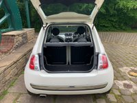 USED 2013 13 FIAT 500 1.2 LOUNGE 3d 69 BHP LOW MILEAGE - ONLY &pound;30.00 12 MONTHS TAX - PANORAMIC GLASS ROOF - 16 INCH GLOSS BLACK ALLOYS - 2 FORMER KEEPERS - LOW INSURANCE GROUP - IDEAL 1SR CAR